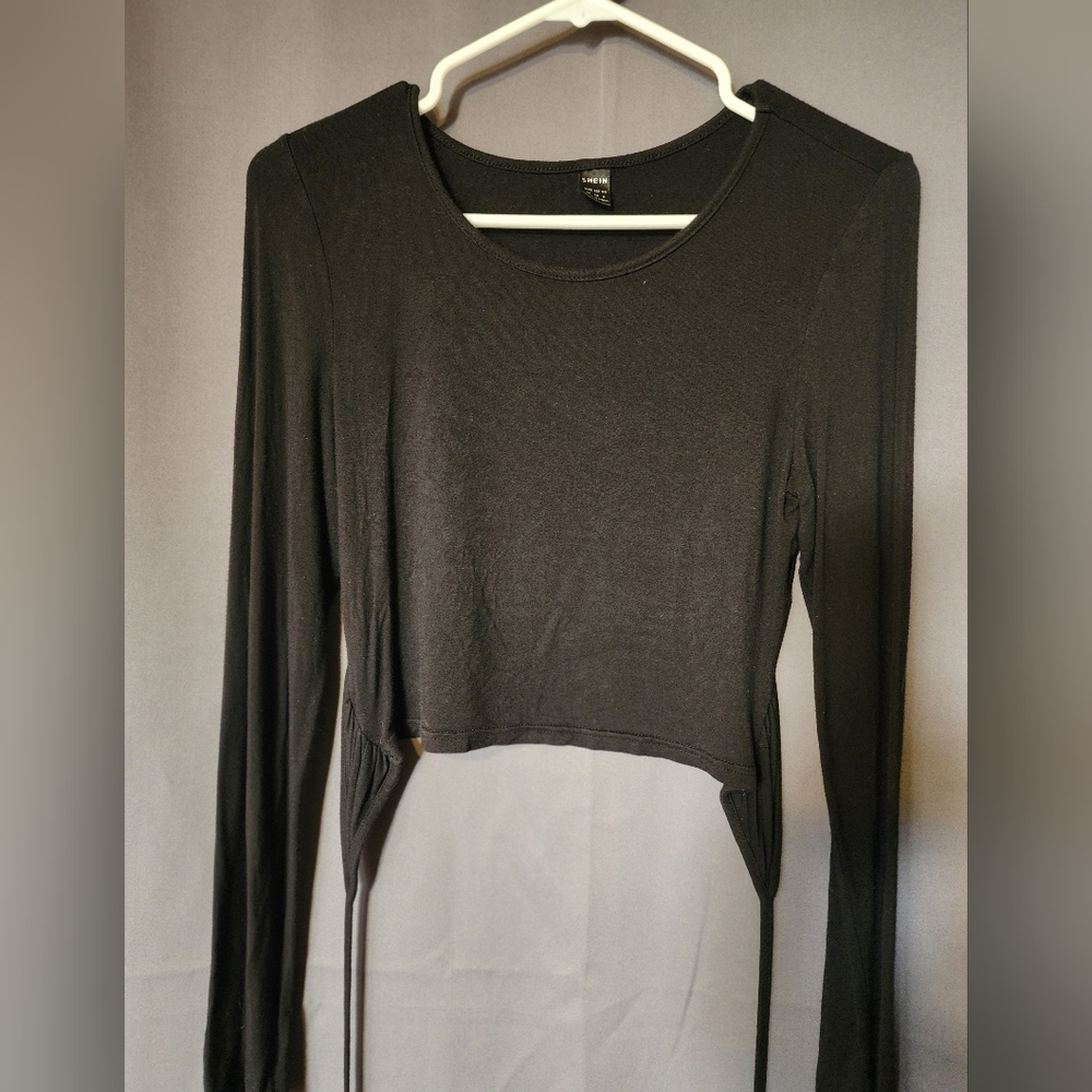 Shein Tops, Women's Medium Black Long Sleeve Crop Shein Top